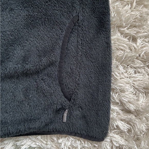 Women’s Eddie Bauer Fleece - Picture 2 of 3
